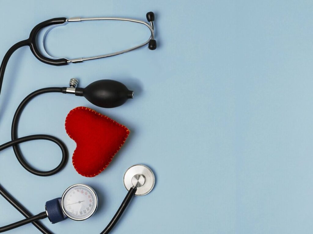 dac-diem-va-trieu-chung-cua-tien-tang-huyet-ap