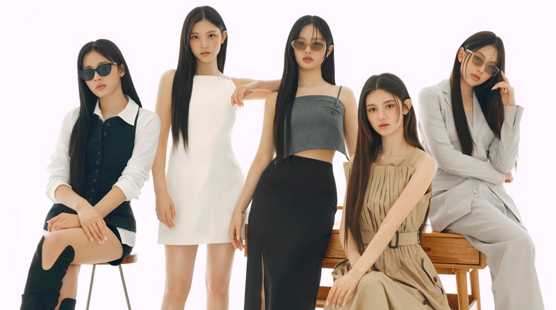 kbiz-suc-hut-dac-biet-cua-newjeans-trong-quang-cao-kinh-mat-carin