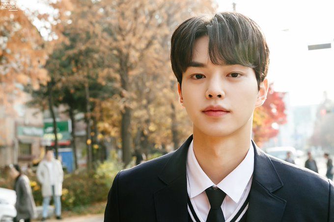 bi-mat-ve-tinh-cach-that-su-cua-song-kang