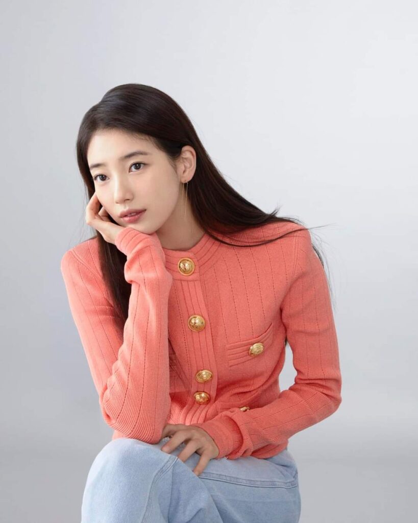 vuot-qua-cai-bong-than-tuong-dien-xuat-va-nhan-sac-cua-suzy-ngay-cang-thang-han