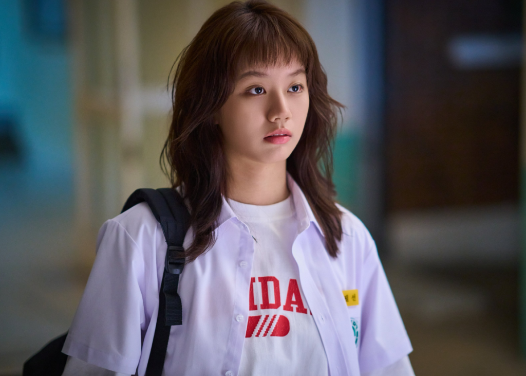 hyeri-tro-lai-khuay-dong-man-anh-trong-victory