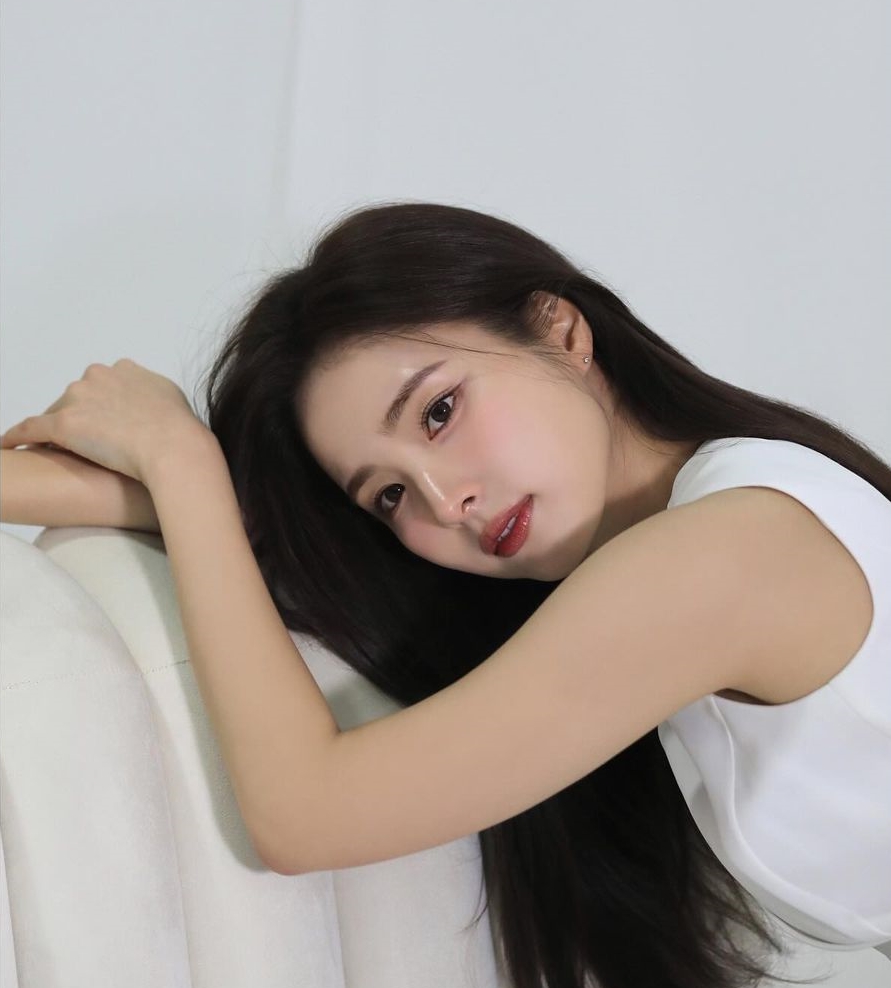 the-present-co-ngoi-nha-moi-cho-shin-se-kyung-toa-sang