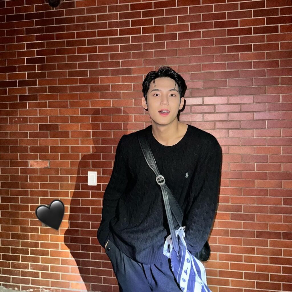 mon-qua-mingyu-seventeen-tang-bo-me-con-hon-loi-nhuan-cua-yg