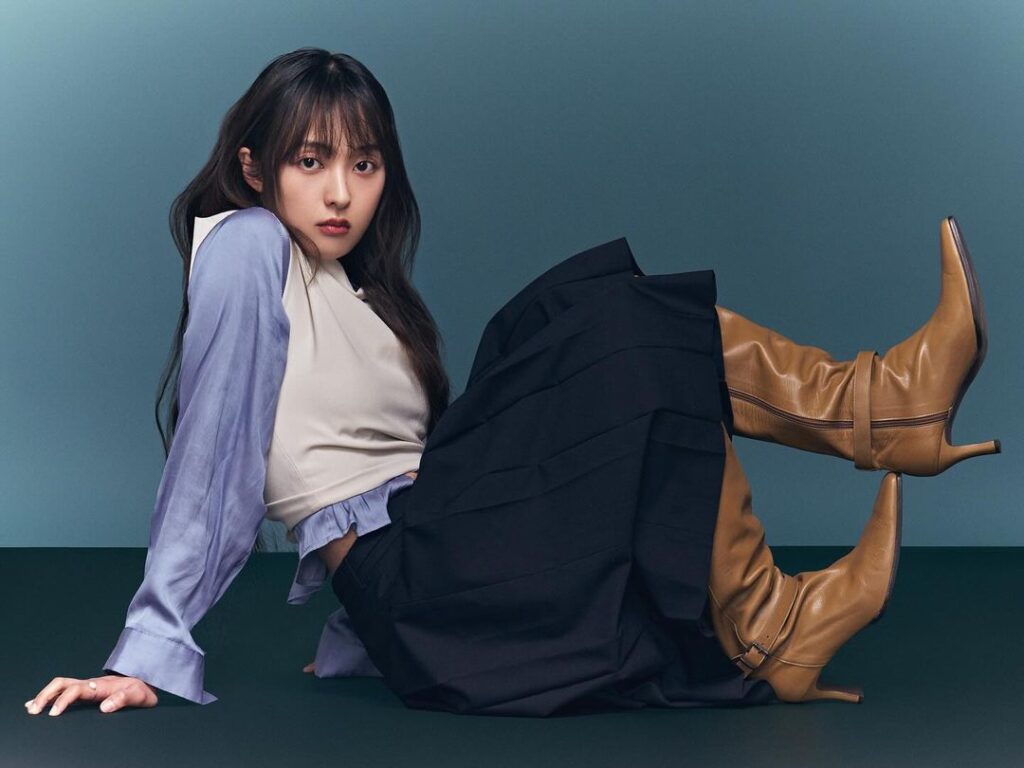 kim-bo-ra-dan-than-vao-hanh-trinh-tim-kiem-su-that-nguy-hiem