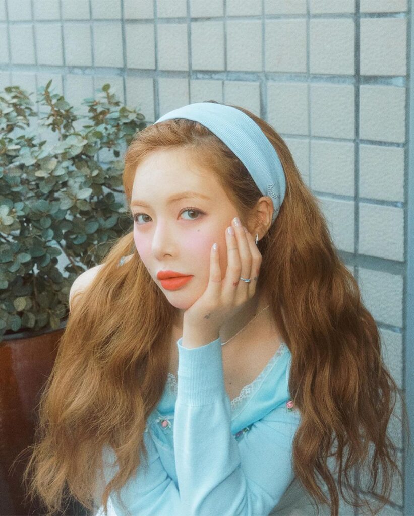 hyuna-hung-chiu-bao-im-lang-sau-khi-thong-bao-ket-hon