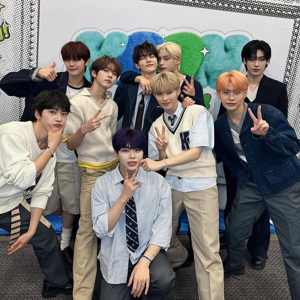 zerobaseone-co-ten-trong-danh-sach-bxh-album-cua-billboard