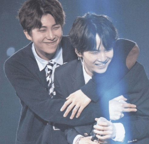 dong-thai-rm-bts-giua-su-co-cua-suga