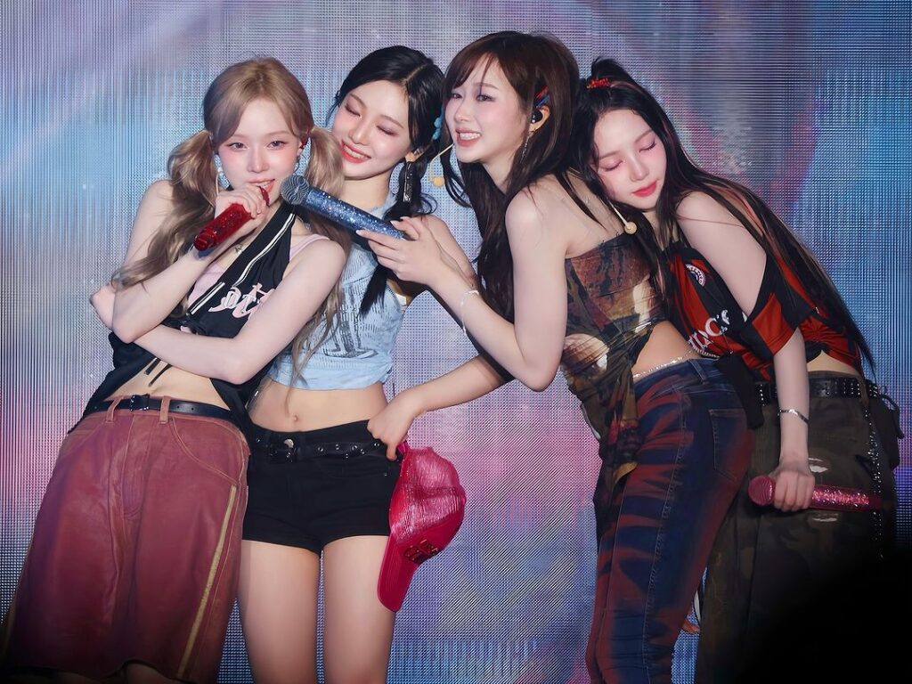 aespa-fansigh-hongkong-tro-thanh-chu-de-tranh-luan