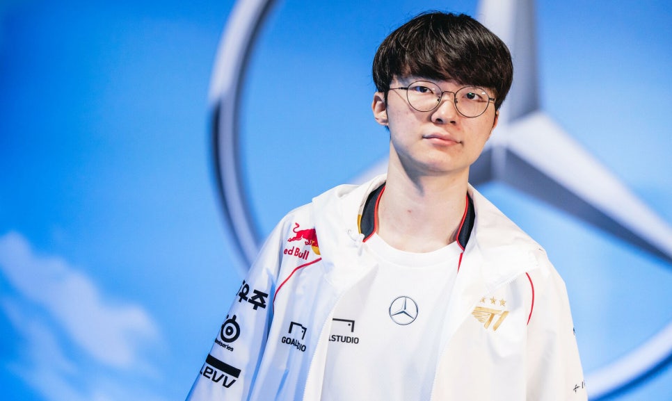 faker-khong-su-dung-skin-vi-muc-luong-hang-nam