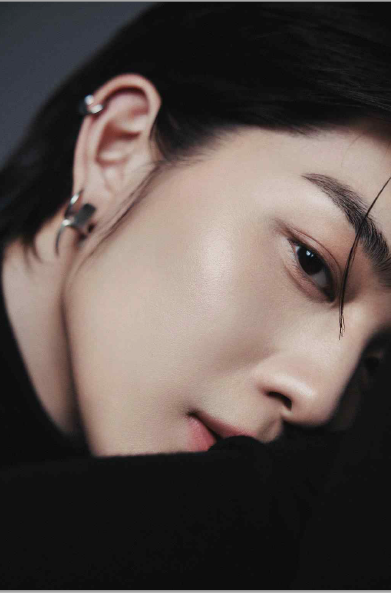 ca-si-bae-jin-young-tuyen-dung-nguoi-noi-tieng-cho-su-kien-va-bieu-dien