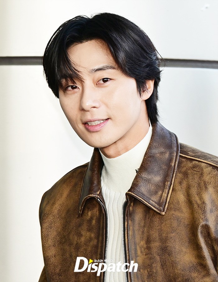 park-seo-joon-va-vu-kien-6-ty-won